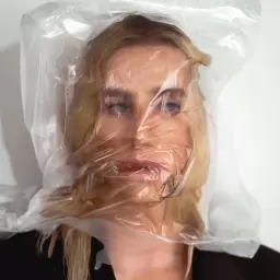 Kesha – Fine Line