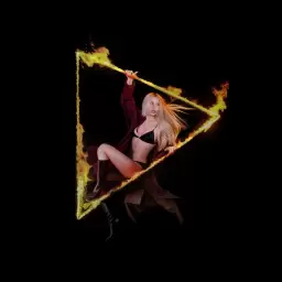 Ava Max – Wet, Hot American Dream