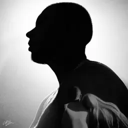 LYRIQ – сохрани