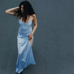 Michelle Andrade – Гравітація