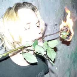 Scally Milano – Сталкер